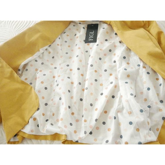 FIGL | Mustard Decorative Button Blazer XL - Picture 4 of 10